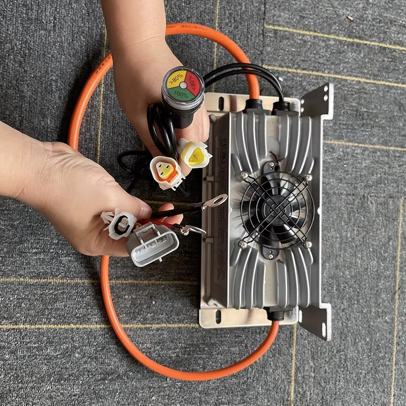 48V 60V 72V 80V Li-ion Lifepo4 - đánh giá và giá 72V 15A Fast Charger